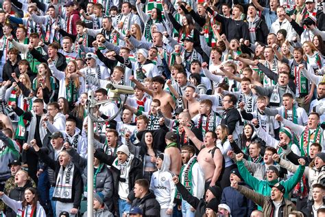 Zdjęcia Legia Warszawa 1 1 Puszcza Niepołomice fot Mishka