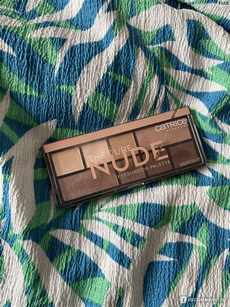Палетка теней для век Catrice The Pure Nude Eyeshadow Palette Палетка для нейтрального