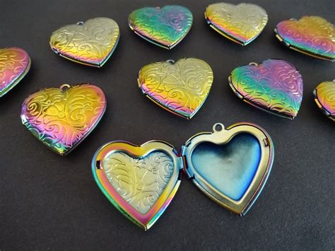 304 Stainless Steel Floral Heart Locket Pendant 29mm Rainbow