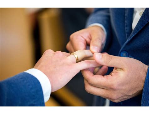 In Grecia Si Sposa La Prima Coppia Dopo La Legge Sulle Nozze Gay EspansioneTv