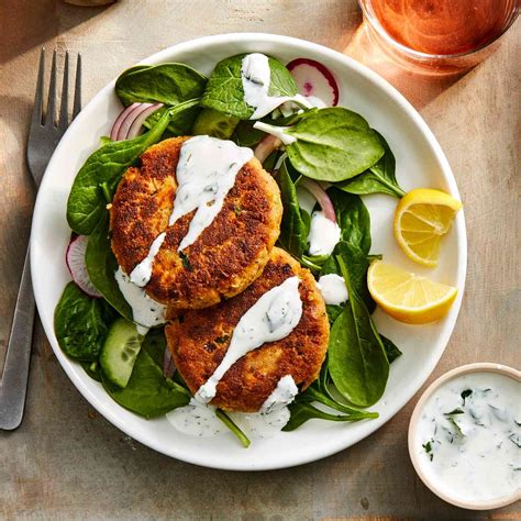 Easy Salmon Cakes