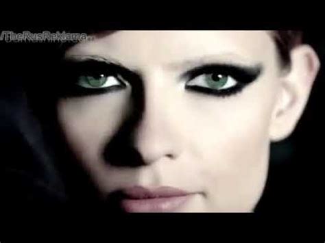 Реклама Мейбелин Смоки Айс - YouTube