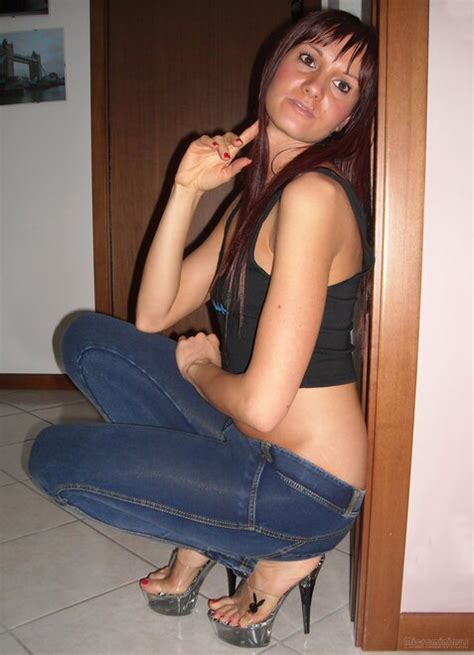 Bikini Model Monica AI Enhanced Bruxelles Topaz Sharpen