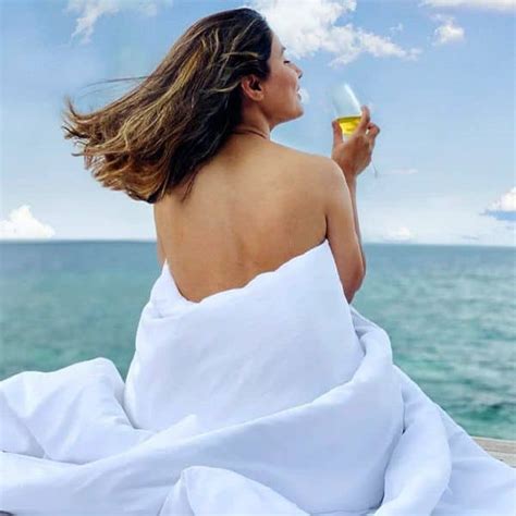 Hina Khan Enjoys Some Bubbly As She Poses In Her Hot Avatar On Her Maldives Vacation View Pics