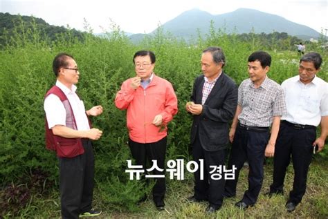 이동필 농림축산식품부 장관 경남 산청군 방문 뉴스웨이