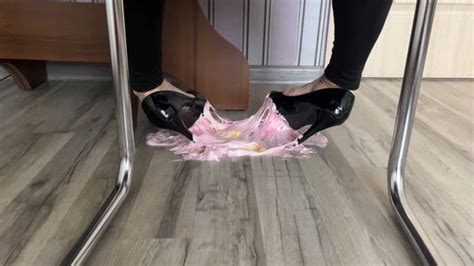 Female Desperation Porn Tube Video Clips Clips Sale