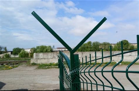 Кронштейн Y-образный из уголка для установки Егозы