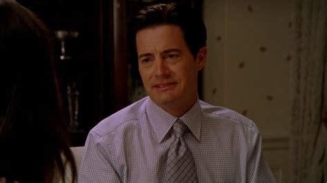 Watch Sex And The City Season 4 Episode 10 Belles Of The Balls Watch Full Episode Online HD