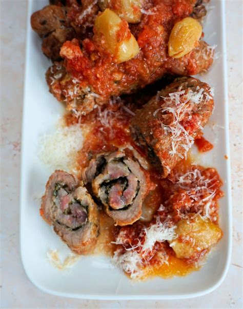 Neapolitan Pork Braciole In Tomato Sauce Braciole Napoletane Al Sugo