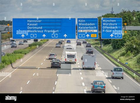 Verkehr Autobahn A5 Frankfurter Kreuz Frankfurt Am Main Hessen