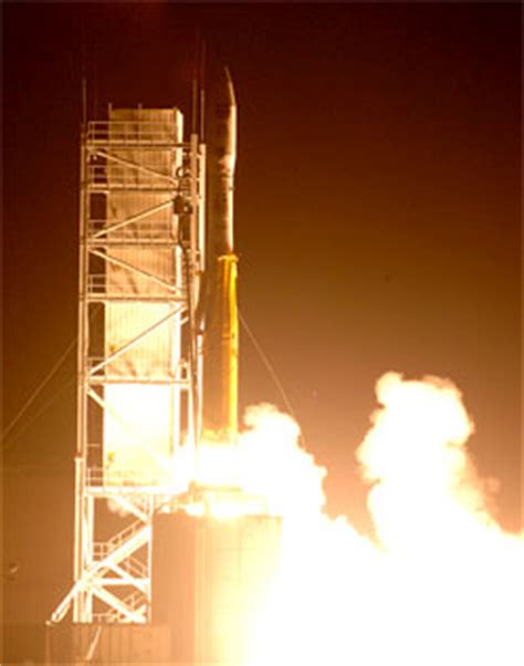 Spaceflight Now Breaking News Missile Research Spacecraft Soars