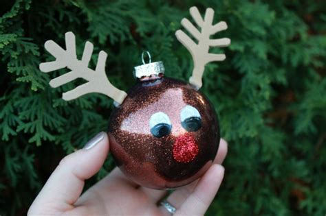 Rudolph Ornament - Day 12 of 12 Days of Christmas Ornaments - Mom 4 Real