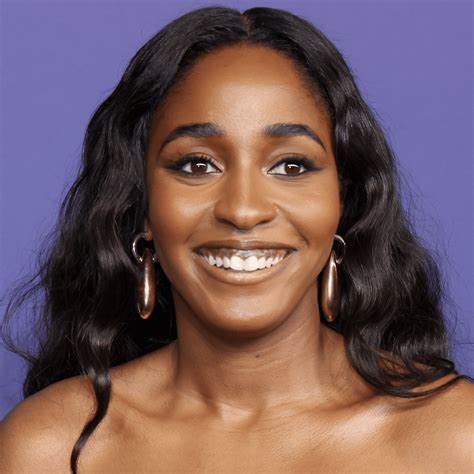 Beauty experts are discussing the slick back middle part trend on social 17