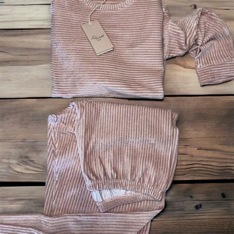 Γυναικεία Πυτζάμα Pink Label NUDE Βελουτέ lingerie shop gr
