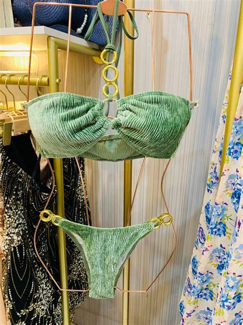 全新 出清價 泳衣 泳裝連身比基尼 bikini 鏈條比基尼 買 送 她的時尚 泳衣潛水衣 泳裝 比基尼在旋轉拍賣