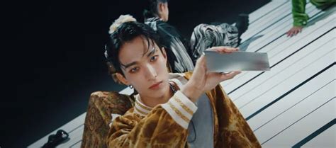 Pin On Fandom Seventeen Hot In Hot