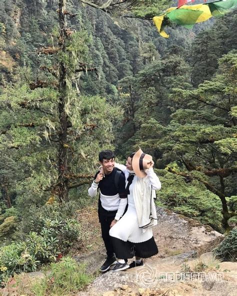 Hot girl và hot boy ngày Thúy Vi chê bai nhan sắc Tân Hoa hậu Đại dương vợ chồng