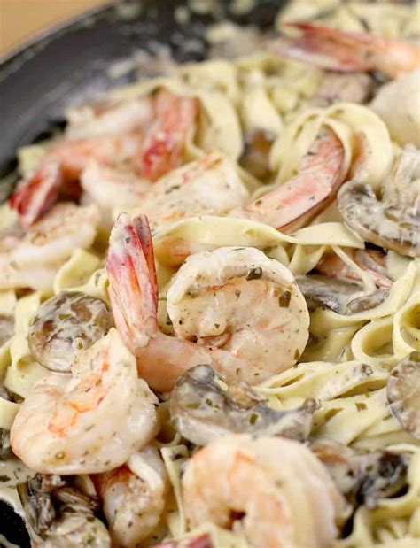 Creamy Pesto Shrimp Pasta – Erica's Recipes Romantic Dinner Recipe