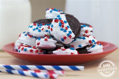 Patriotic Oreo Cookies Oreo Oreo Cookies Food