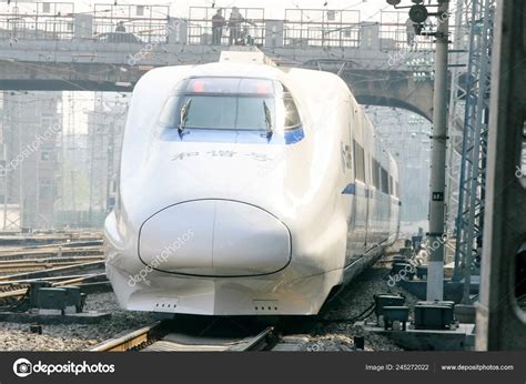 Crh China Railway High Speed Bullet Train Starts Jinan Railway Stock