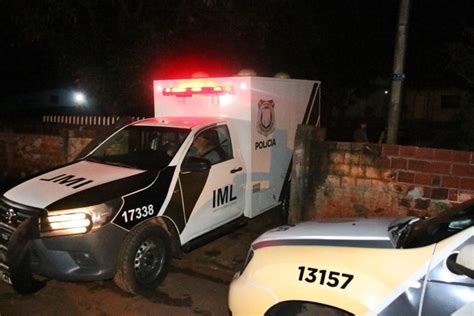 Criminosos invadem casa e matam jovem a tiros em Campo Mourão Coluna