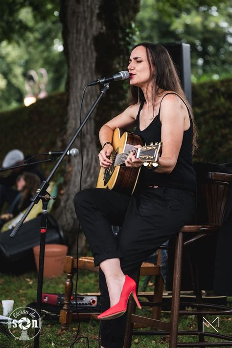 Miss Bee and the Bullfrogs Nude Théâtre des Echos Navarrenx 64 18 07 2023 L écran du Son