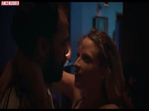 Paulette Hern Ndez Nude Pics Page