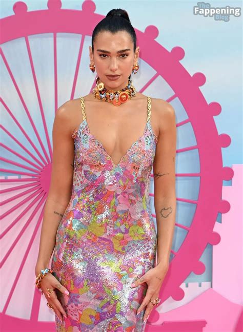 Dua Lipa Displays Her Sexy Tits At The Barbie European Premiere In