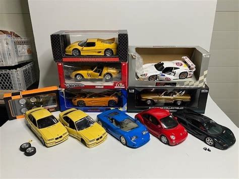 BBurago Gate Hot Wheels Ixo Models Maisto UT Models SunStar 1 18 1 Model Car 6