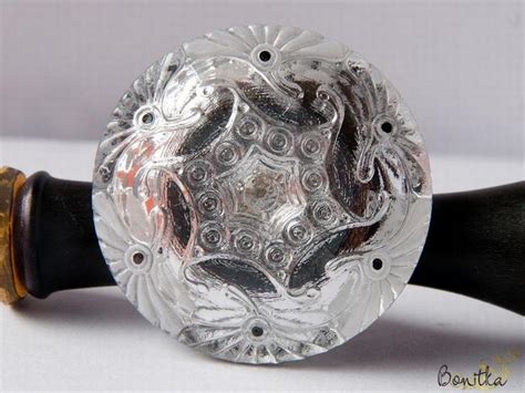 Пуговицы из стекла. Наш фото-обзор 10 лучших моделей Мира