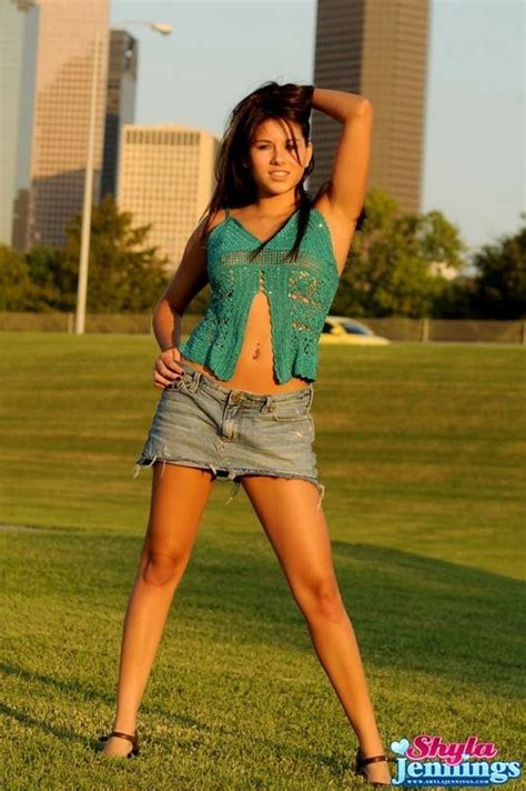 Shyla Jennings Flashing Outdoors Porn Pictures XXX Photos Sex Images