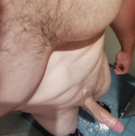 Any Daddy Issues In The Locker Rooms Nudes GaybrosGoneWild NUDE PICS ORG