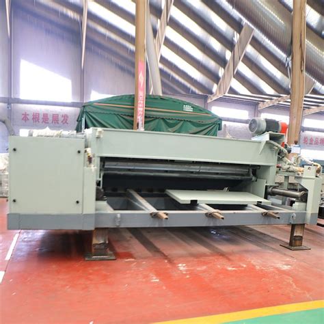 4FT 8FT Log Debarkering Machine For Wood Veneer China Debarker And Peeler