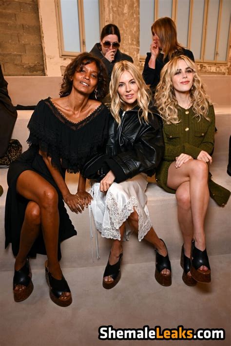 Kiernan Shipka Kiernanshipka Paytonpreslee Leaked Nude Onlyfans