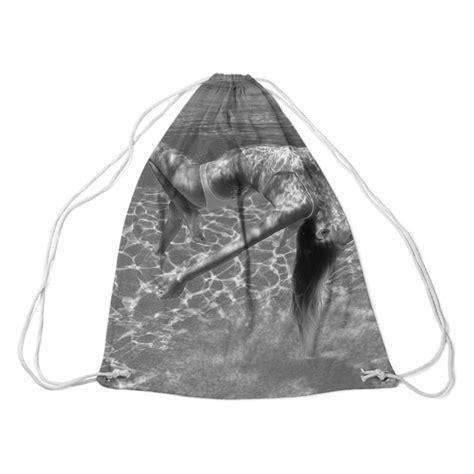 Plecaki Dziewczyna Pozowanie Pod Wod Z Bia Ym Bikini Pixers Pl