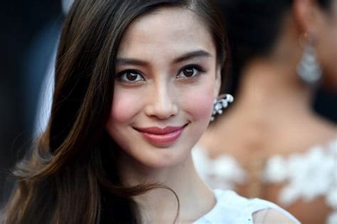 Angelababy Hot Summer Days