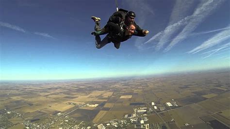 Anthony Kallas Skydive At Chicagoland Skydiving Center 20141025 Peter