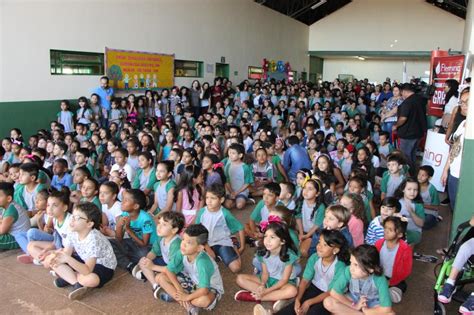 Escola Municipal Marcus Antonio Salerno Em Valparaíso De Goiás