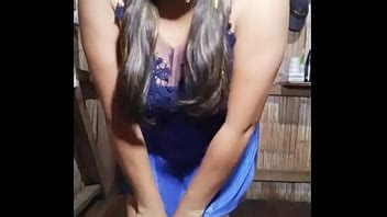 DAMA LATINA LUCE SUS EXUBERANTES TETAS LISTAS PARA EL SEXO QUIERO QUE MIS TETAS PARTICIPEN EN