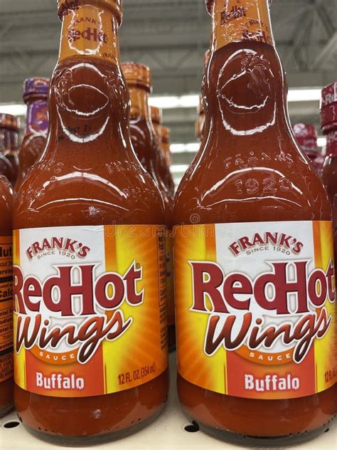 Grocery Store Texas Pete Hot Wing Sauce Editorial Stock Image Image Of Spicy Food