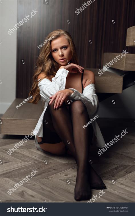 Sexy Beautiful Blonde Posing Black Lingerie Stock Photo 1643089024 Shutterstock