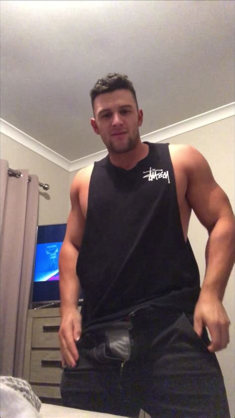 Hot Stud Strips ThisVid