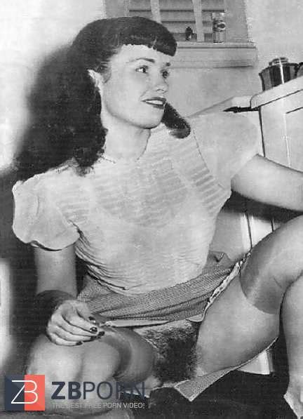 Retro Inexperienced Wooly ZB Porn