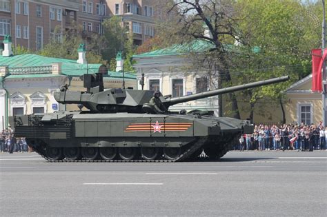 Russia's T-14 Armata Tank Is Amazing (But There Is a Big Problem) | The ...