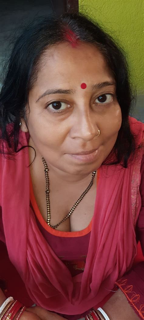 Bhabhi Beautiful Girls Body Beautiful Smile Women Beautiful Blonde Girl