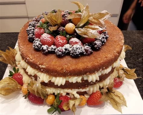 Bolo Naked Cake Deliciando