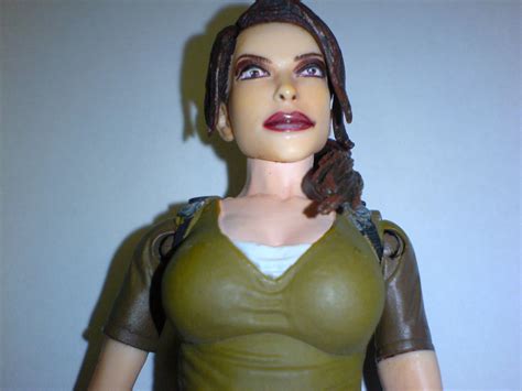 UK RESISTANCE TOMB RAIDER MODEL PORN
