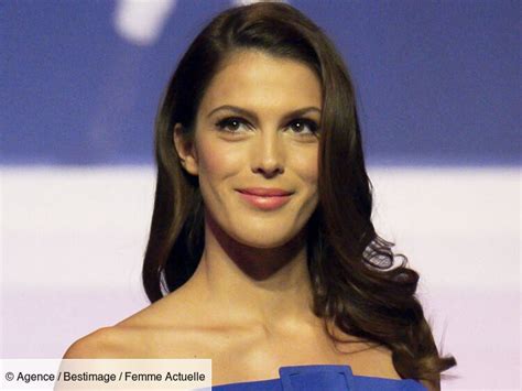 Iris Mittenaere Sexy En Bikini Triangle Elle Ose Le Maillot Lam Qui Fait Fureur Femme