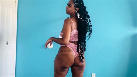 Essayez De Porter De La Lingerie Paisse En B Ne