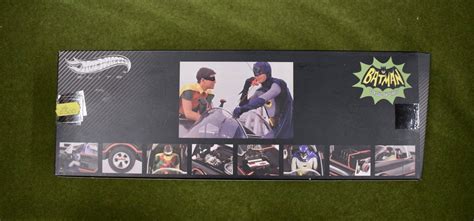 Scale Hot Wheels Elite Batman Classic TV Series Batmobile With Batman And Robin Modellers